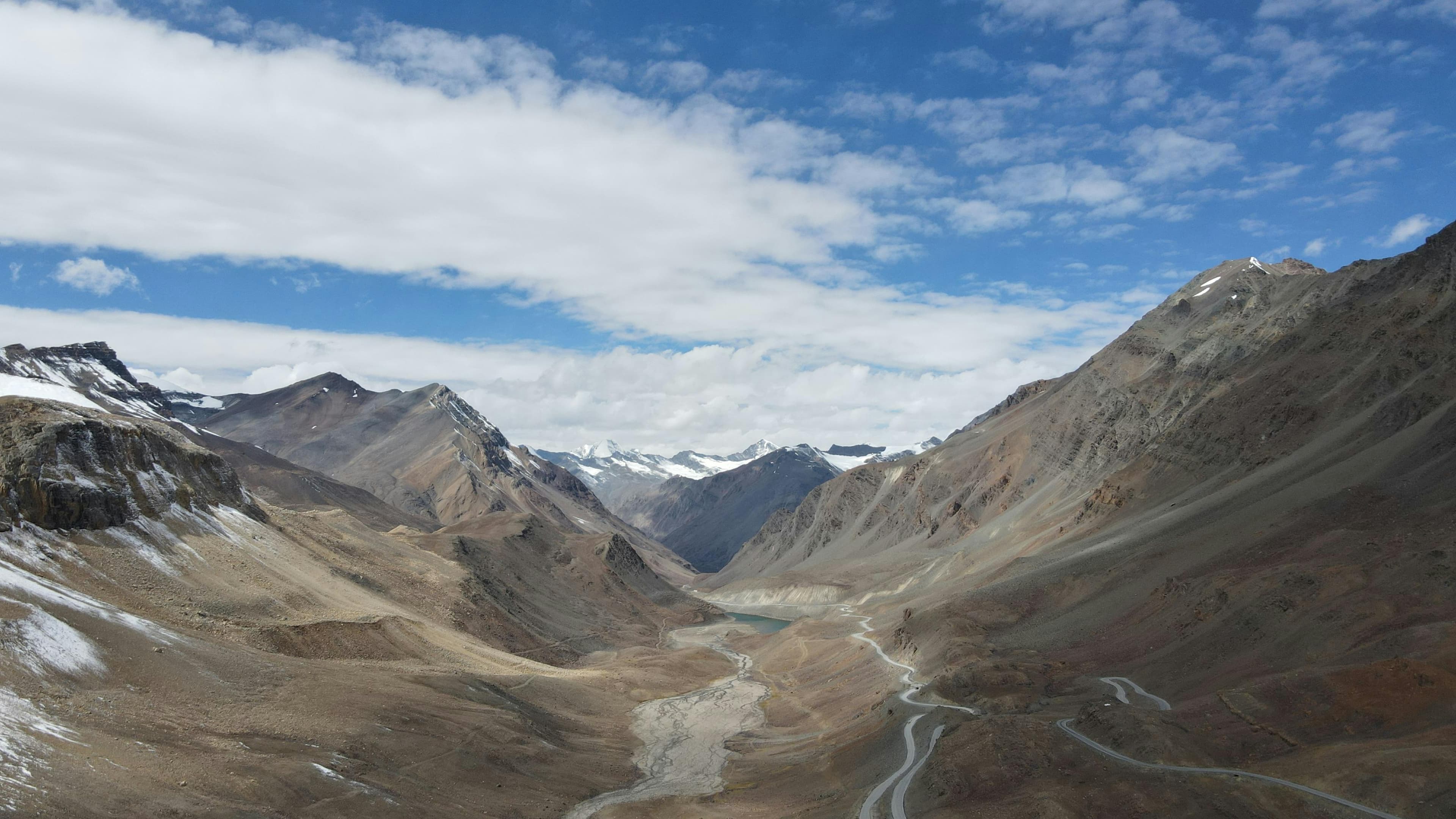 Leh - Ladakh Bike Trip gallery image 3